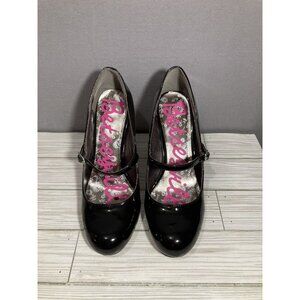 Betsey Johnson Black Patent Leather Pumps Round Toe Size 9.5